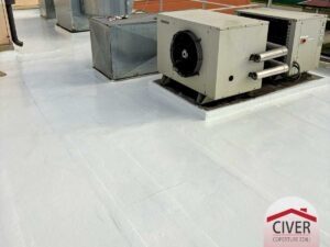 Scopri il nostro recente intervento a Vicenza by Civer Coperture tetti Verona: impermeabilizzazione con resina liquida bianca senza fiamma.